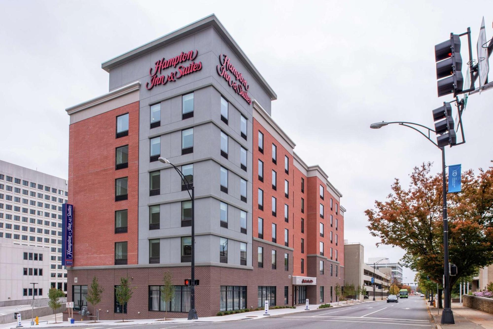 Hampton Inn & Suites Winston-Salem Downtown Екстер'єр фото